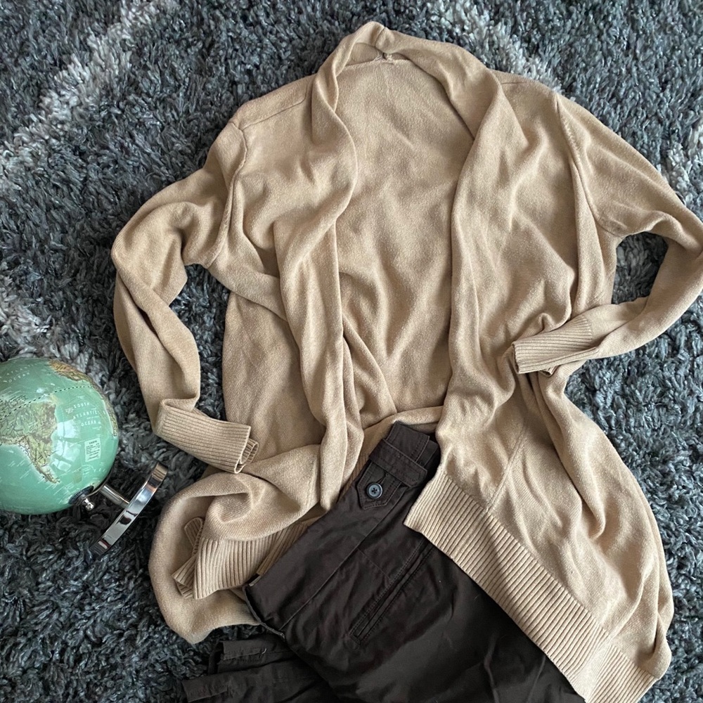 Cardigan - Picture 2 of 2